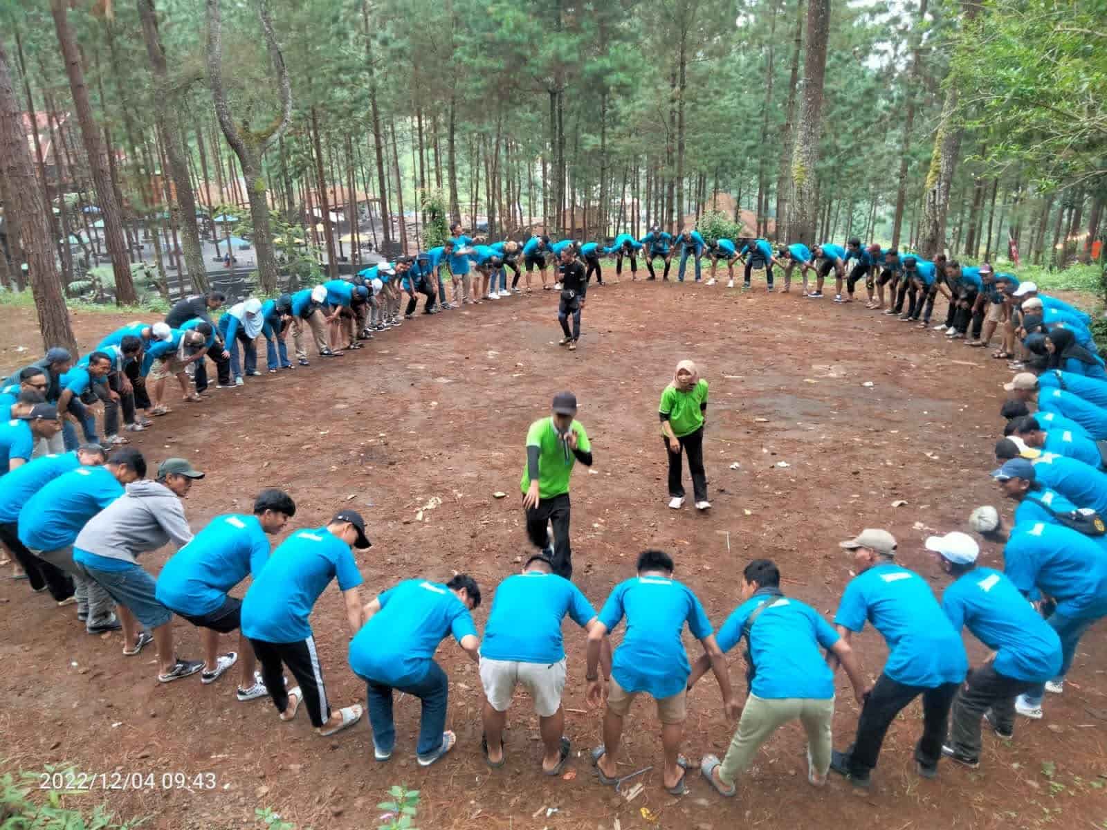 10 kesalahan yang membuat gathering & outbound gagal: rundown terlalu padat, jumlah peserta tidak pasti, tanpa rencana cuaca. Plus cara mencegahnya.
